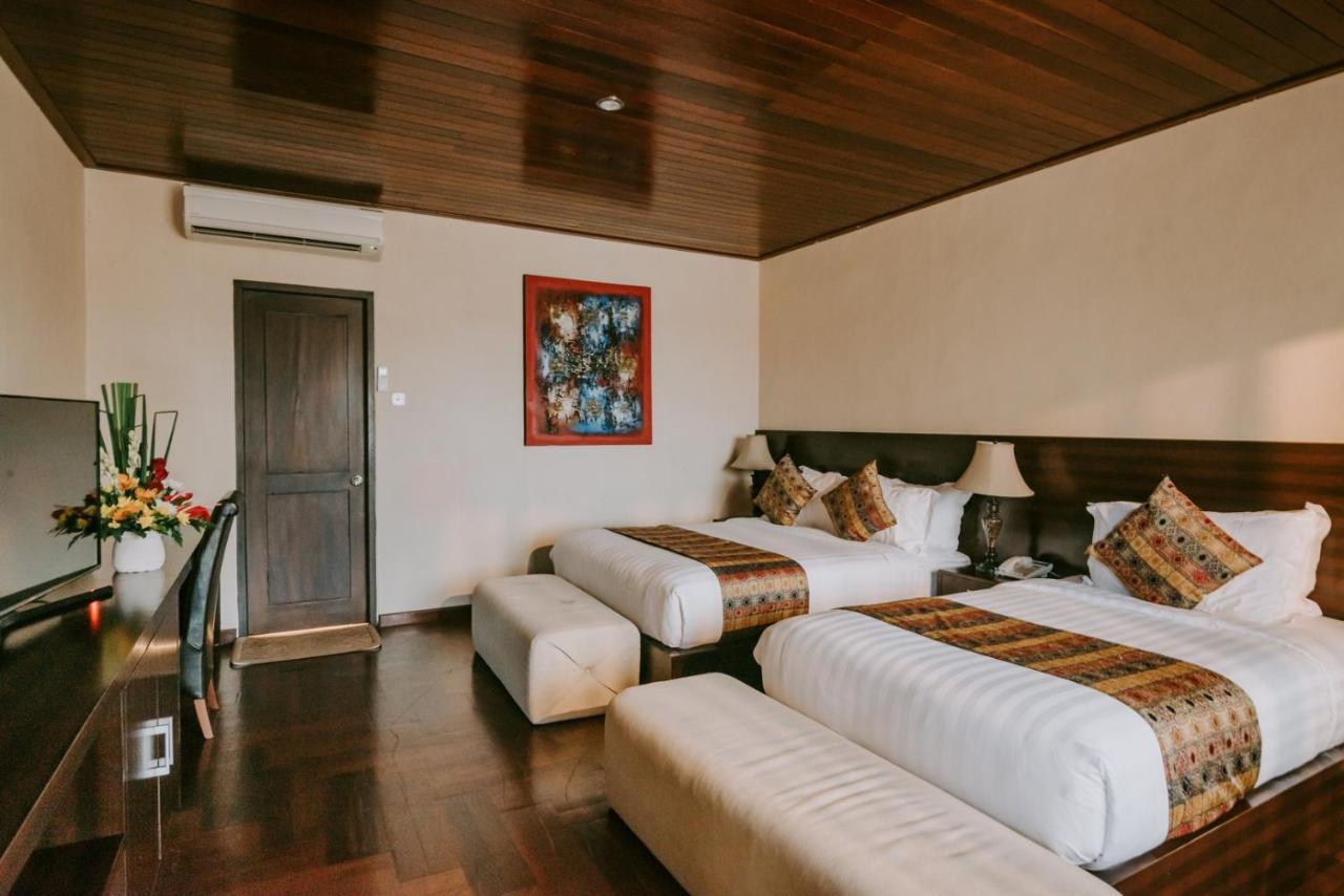 Arthur Suites By Mahavilas Kuta Lombok Buitenkant foto