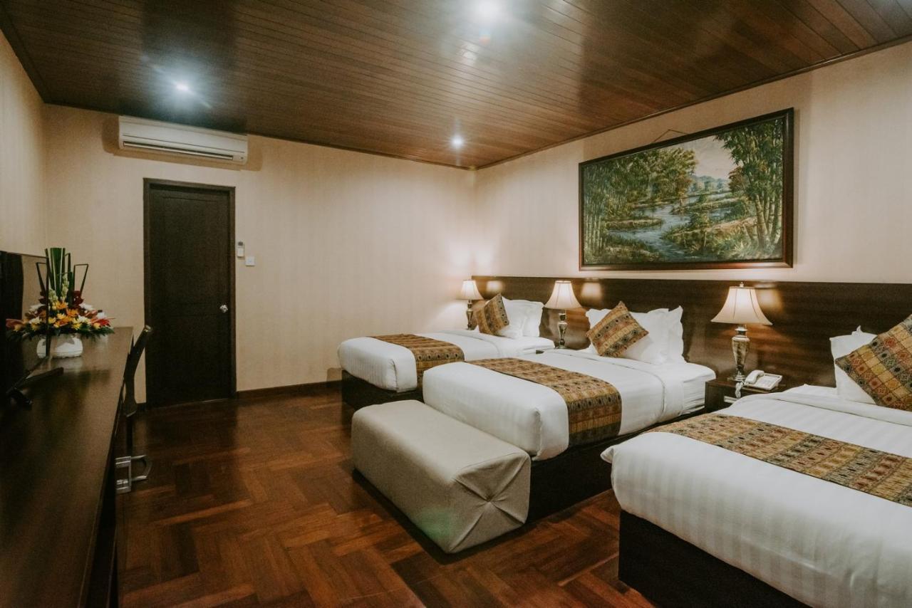 Arthur Suites By Mahavilas Kuta Lombok Buitenkant foto